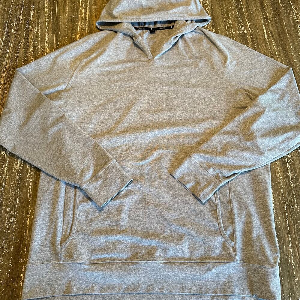 Public Rec Lightweight Pullover Hoodie Performance Top Gray Men’s Size L